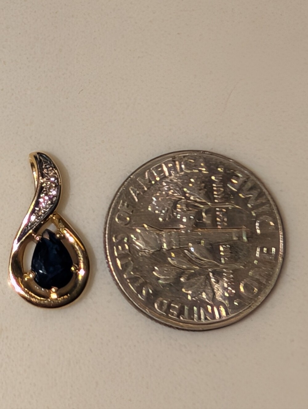 14k Gold Sapphire And Diamond Pendant - Picture 4 of 7